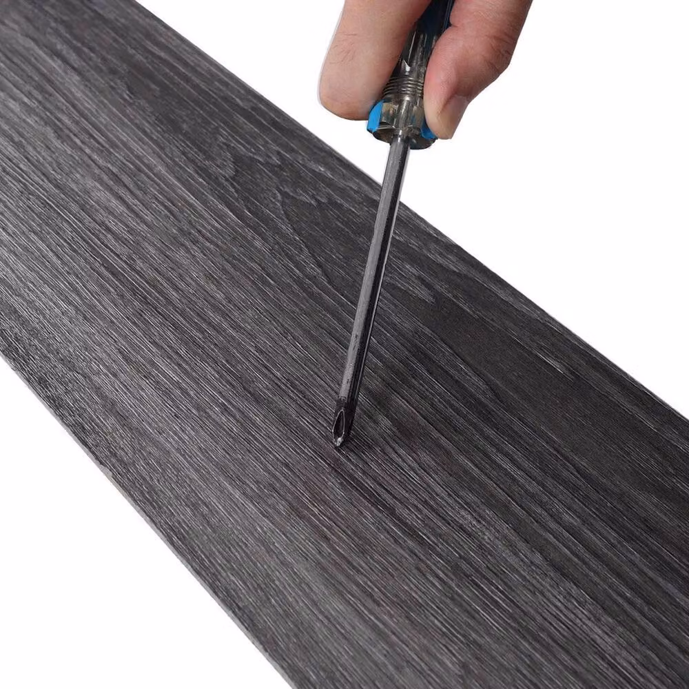 KORVIXA Self-Adhesive Wood Look Vinyl Flooring Plank in Grey, W: 100 cm, L: 200 cm – 3