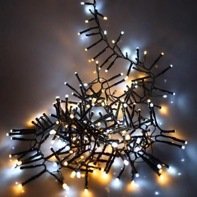 Shatchi 480 LED Christmas Tree Cluster Lights in Yellow with Warm and Cool White CCT and 8 Light Modes – 1