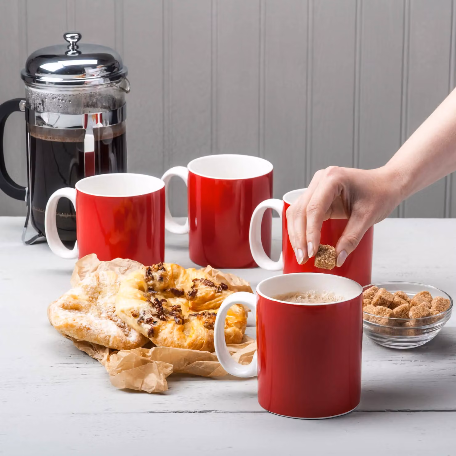 WM Bartleet & Sons 1750 Red Porcelain One Pint Mug Set of 4, 568ml – 2