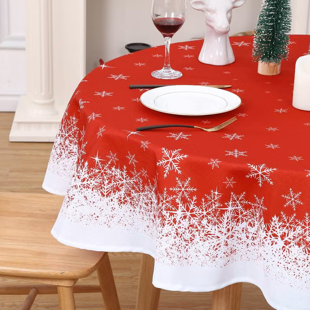 London Boutique 2-Piece Snowflake Christmas Round Tablecloth Set in Red and White, Diameter: 152.4 cm – 2