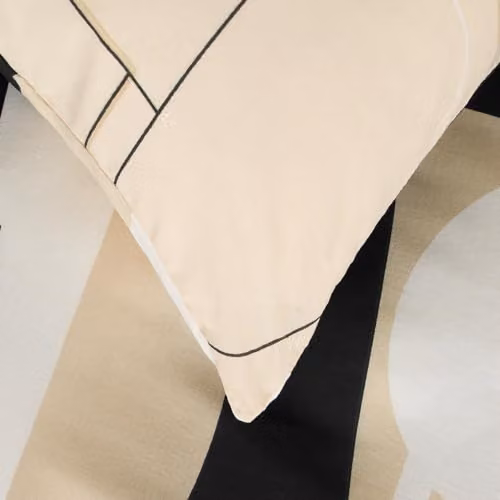 OHS Geo Shapes Double Bedding Set in Black and Beige, including Reversible Duvet Cover and Pillowcases – 5
