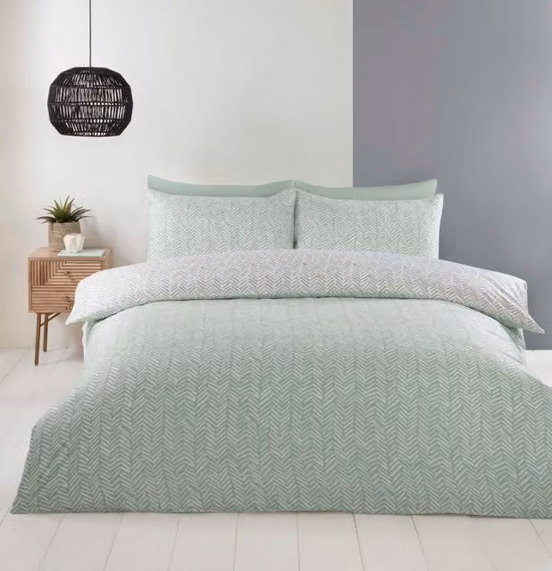 Rapport Home Helston Reversible Microfibre Duvet Cover and Pillowcase Set in Blue, Single