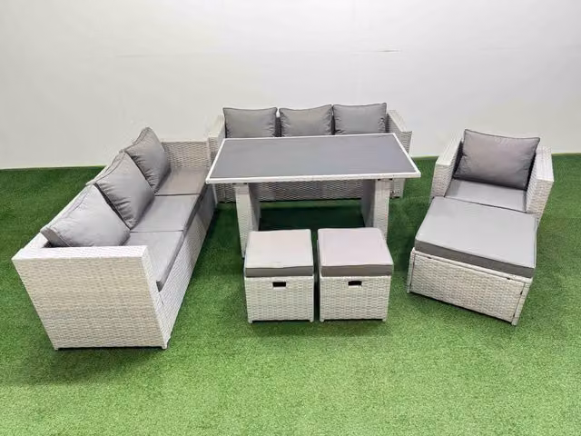 Fimous Light Grey Polyrattan Garden Furniture Set with 3 Stools and Glass Tabletop