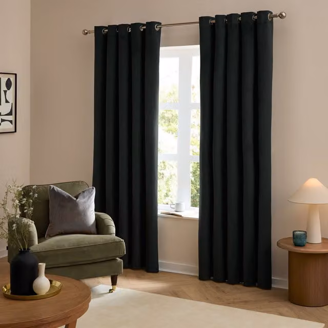 Make It A Home Set of 2 Black Velvet Room Darkening Eyelet Curtains, Width: 137 cm, Height: 117 cm
