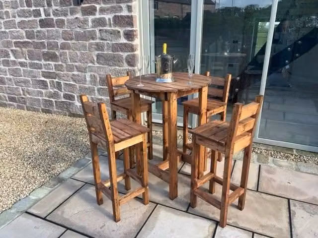 Charles Taylor Deluxe Alfresco Four Seater Bar Set in Brown Oiled Wood – 1