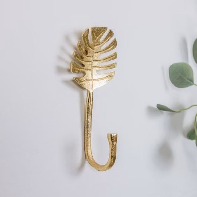 Melody Maison Gold Monstera Leaf Metal Wall Hook