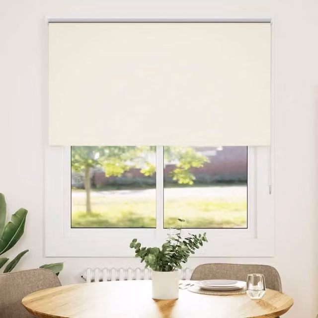 Berkfield Home Blackout Roller Blind in White Polyester, W/H: 130 x 130 cm