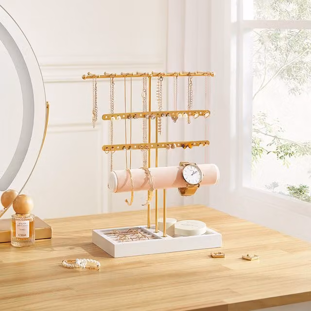 Livingandhome 4 Tier Metal Jewelry Stand in Gold and White