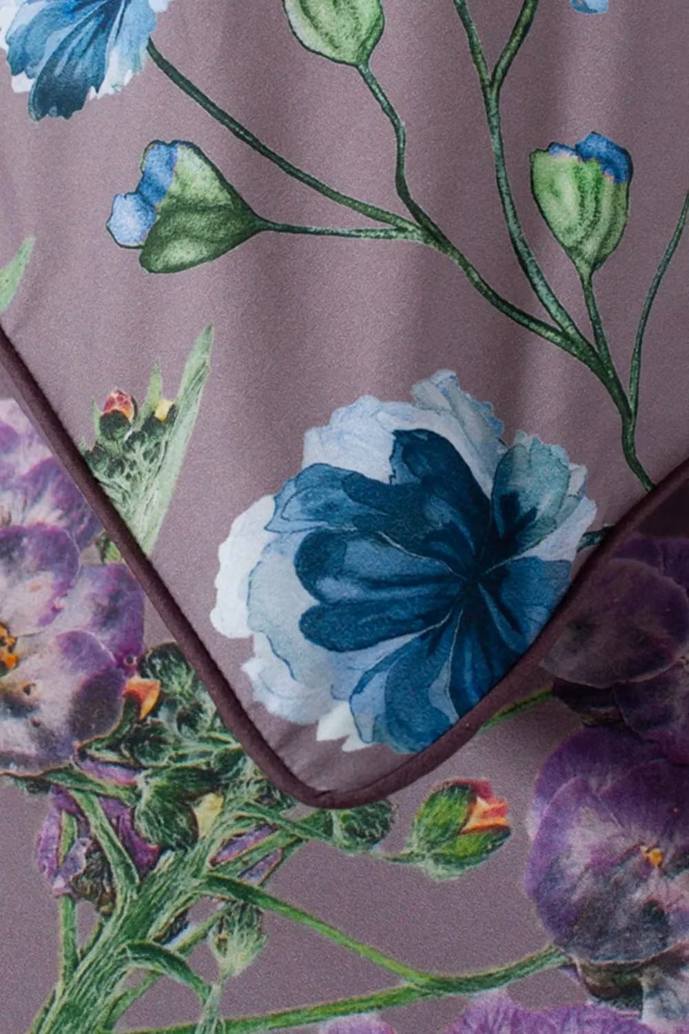 The Lyndon Company Botanical Floral 200TC 100% Cotton Luxury Duvet Cover and Pillowcase Set in Purple, W/D/H: 200 x 220 cm – 2