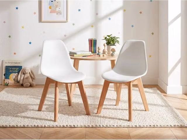 Vente-unique Set of 2 White Children's Polypropylene and Beech Wood Chairs, W/D/H: 30.5 x 36.5 x 58 cm – 1