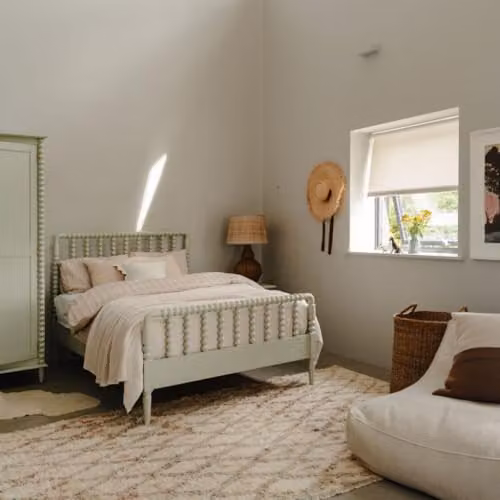 Statement Furniture Cromwell Wooden Bed Frame with Bobbin Design Headboard and Footboard in Green, W/D/H: 180 x 200 x 122 cm – 1