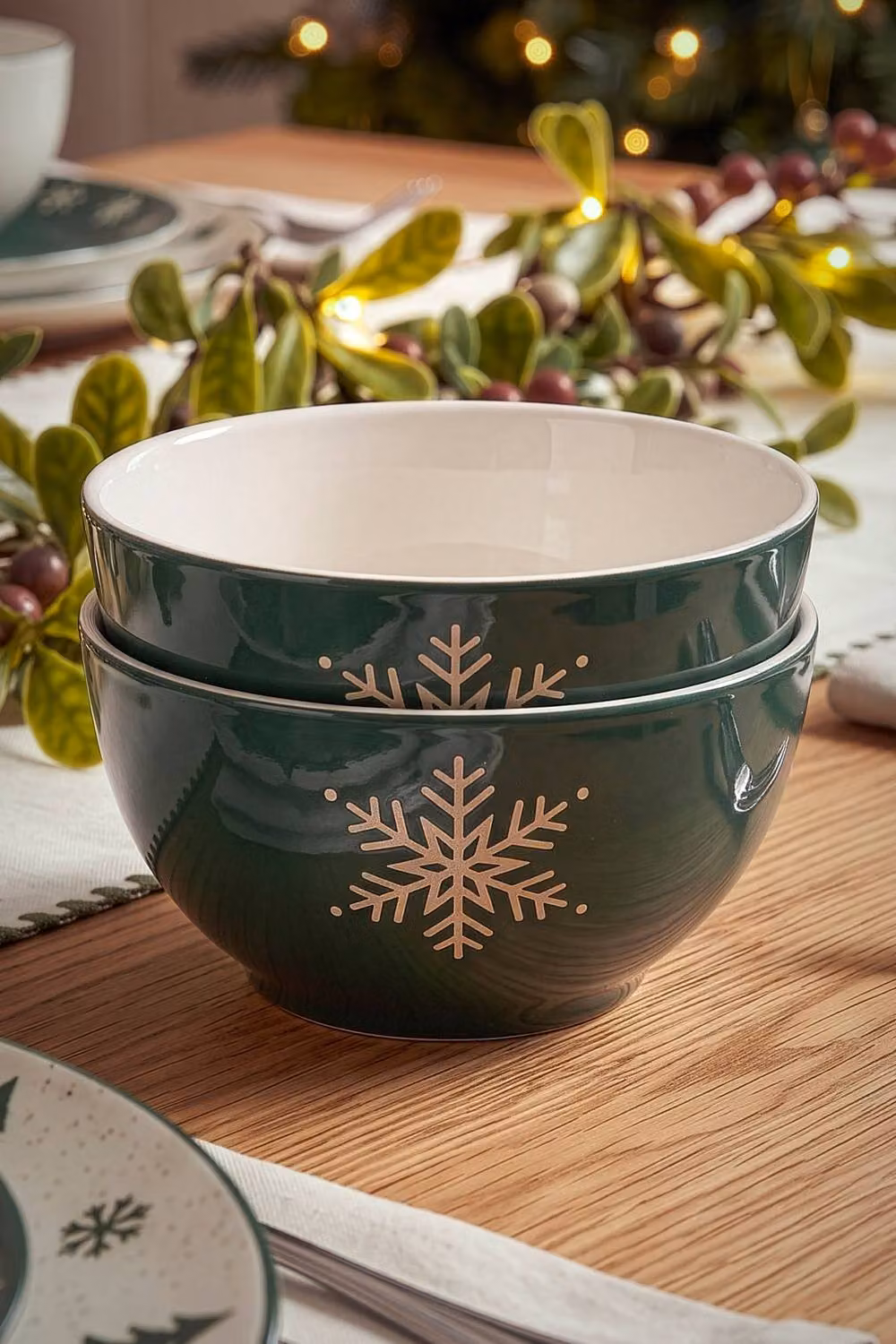 Dibor Set of 6 Green and White Winter Stoneware Christmas Bowls, Diameter: 14.2 cm – 3