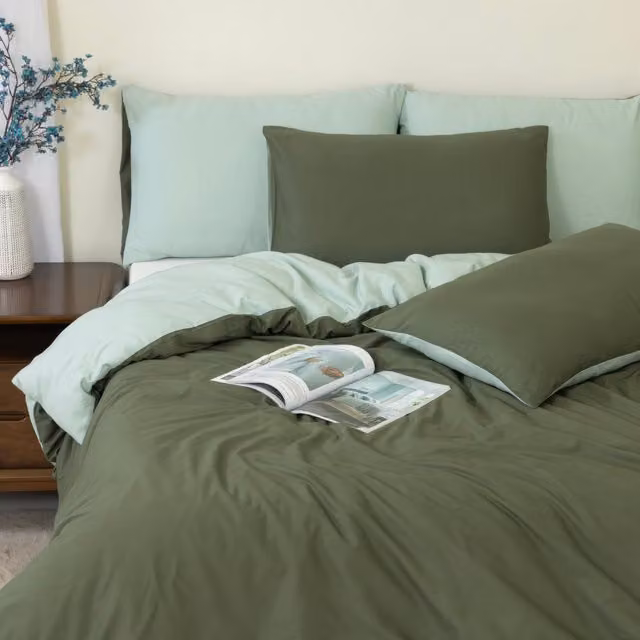 MHG Living Reversible Green 100% Cotton Percale Single Duvet Cover Set with Button Closure