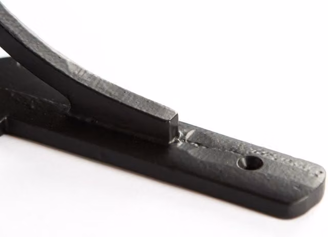 Hammer and Tongs Matt Black Curved Iron Shelf Brackets, Pack of 6, Depth: 20.5 cm – 1