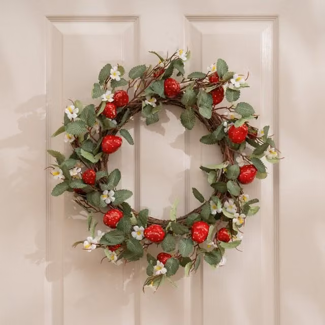 Scottish Everlastings Ltd Red Strawberry Floral Hanging Wreath, Diameter: 55 cm – 1