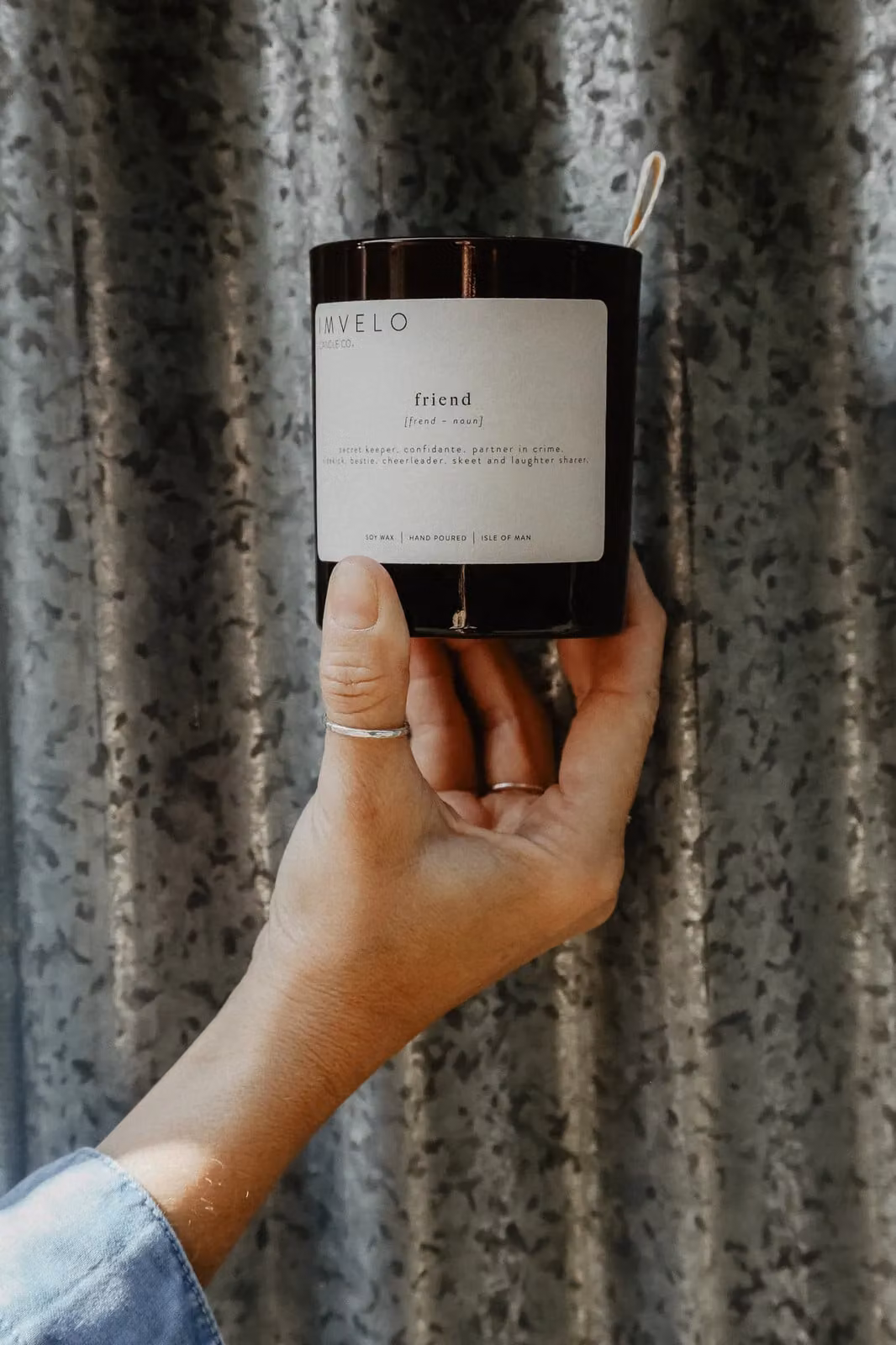 Imvelo Candle Co Definition Candle Friend with Rose Geranium Essential Oil in Amber Glass – 2