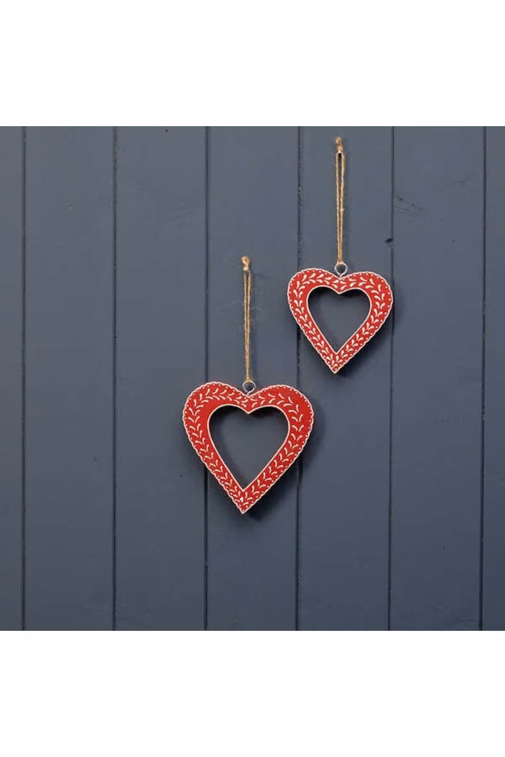 KDMD Statement Hanging Red and White Heart Textile Pendant – 2