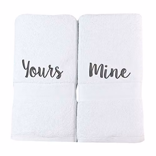 aztex Personalised Embroidered Cotton Bath Towel Set of 2, White, W/D/H: 130 x 70 x 550 cm