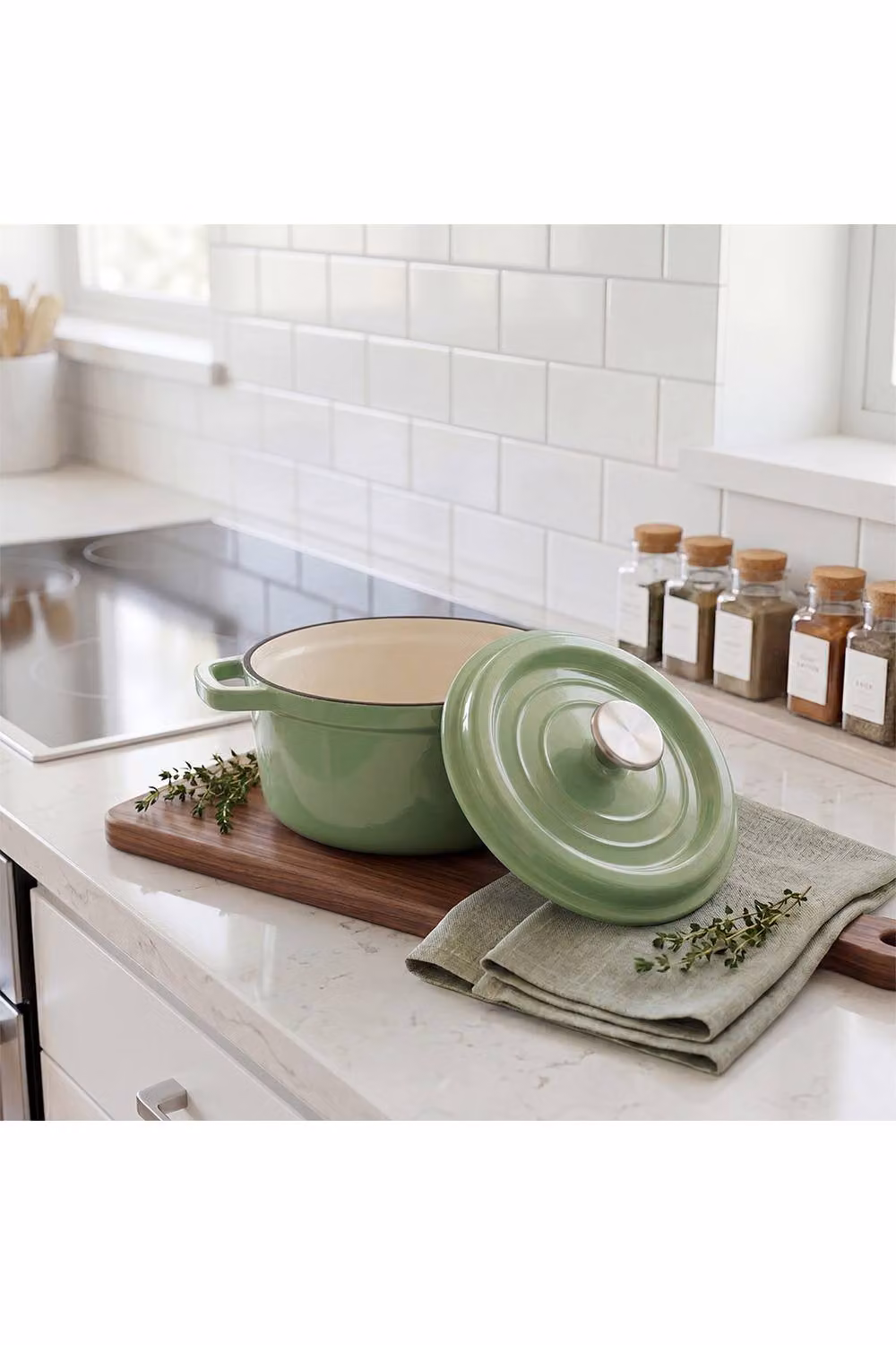 Living and Home Enamelled Cast Iron Dutch Oven Casserole Pot with Lid, Green, 5 L – 2