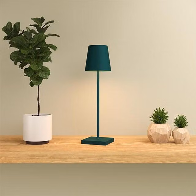Solar Centre Jour USB Solar Table Light in Warm White with Aluminium Body