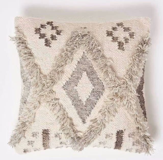 Homescapes Alta Handwoven Tufted Kilim Cushion in Beige, Cotton and Wool, W/D/H: 45 x 45 x 45 cm
