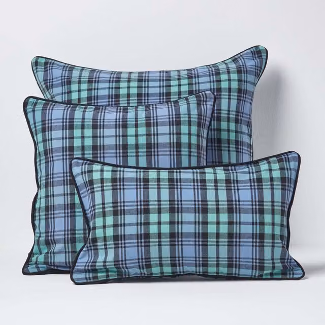 Homescapes Blue Cotton Black Watch Tartan Rectangular Cushion Cover, W: 60 cm, H: 60 cm