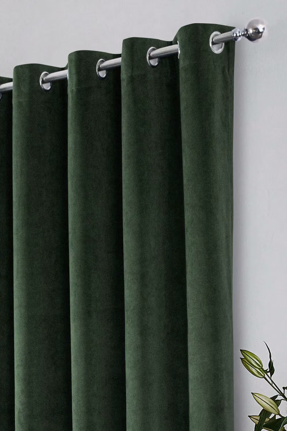 Enhanced Living Luxury Supersoft Velvet Blackout Thermal Eyelet Curtains, Green, Width: 229 cm, Drop: 183 cm – 2