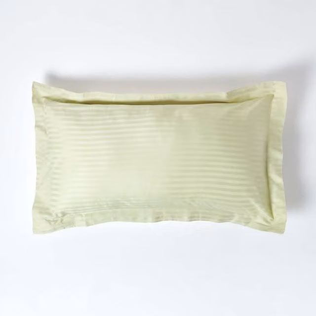Homescapes Green Combed Cotton Percale Pillowcase