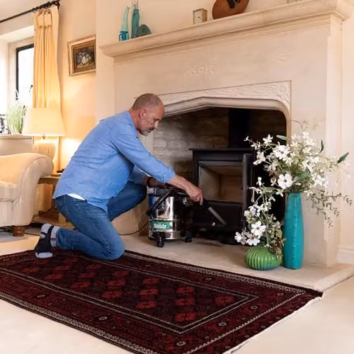 The Handy THAV120015L 1200W 15 Litre Stainless Steel Ash Vacuum Cleaner in Silver – 3