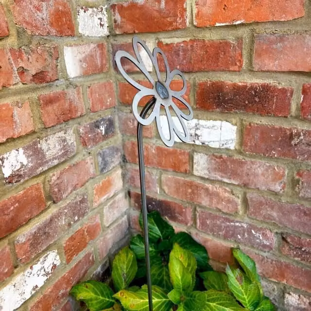 Poppyforge Pack of 3 Black Metal Flowering Daisy Plant Stakes, 60 cm Height