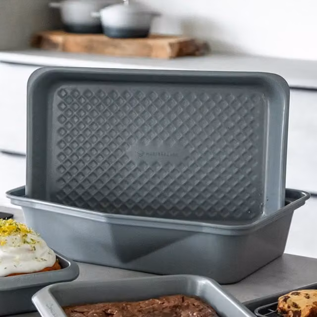 MasterClass Smart Ceramic Non-Stick Rectangular Baking Sheet, Grey, W: 40 cm, D: 27 cm, H: 2 cm