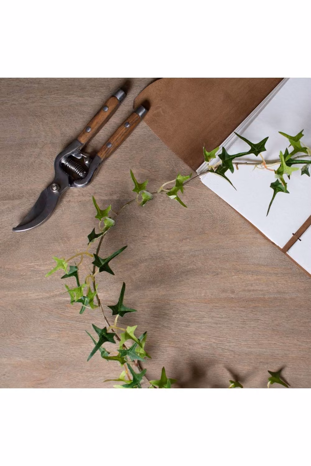 KDMD Green Faux Hanging Ivy Garland with Plastic Leaves – 2