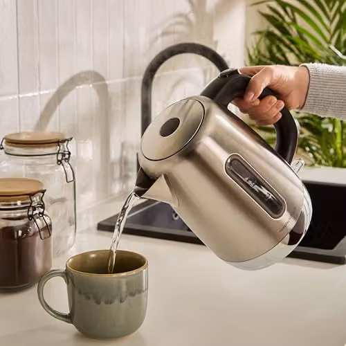 Morphy Richards Equip Kettle in Silver, 1.7 l, with Removable Limescale Filter and Stainless Steel Case – 3