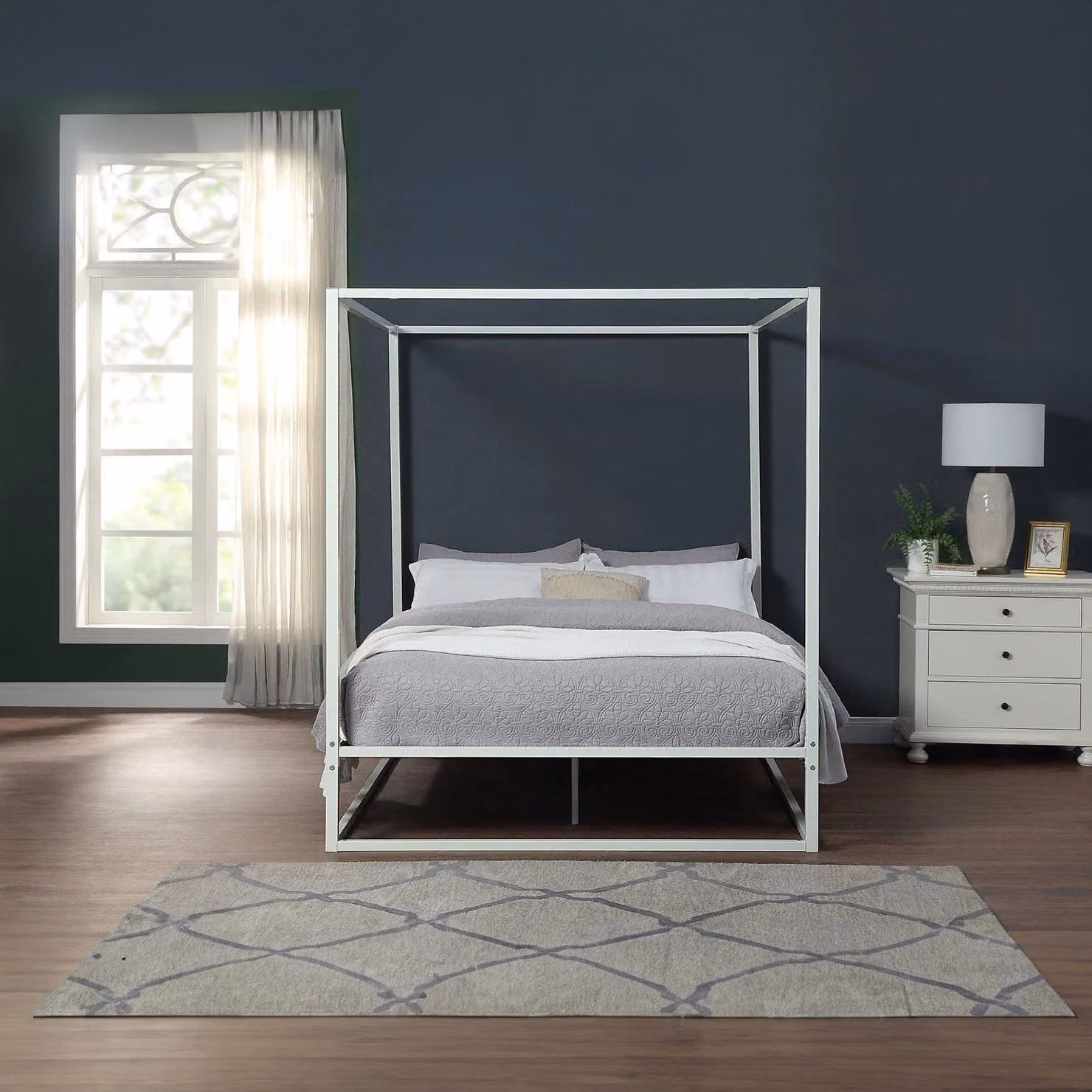 SlumberWorx Ashwell Modern Four Poster Metal Bed Frame in White, W/D/H: 180 x 200 x 157 cm – 2