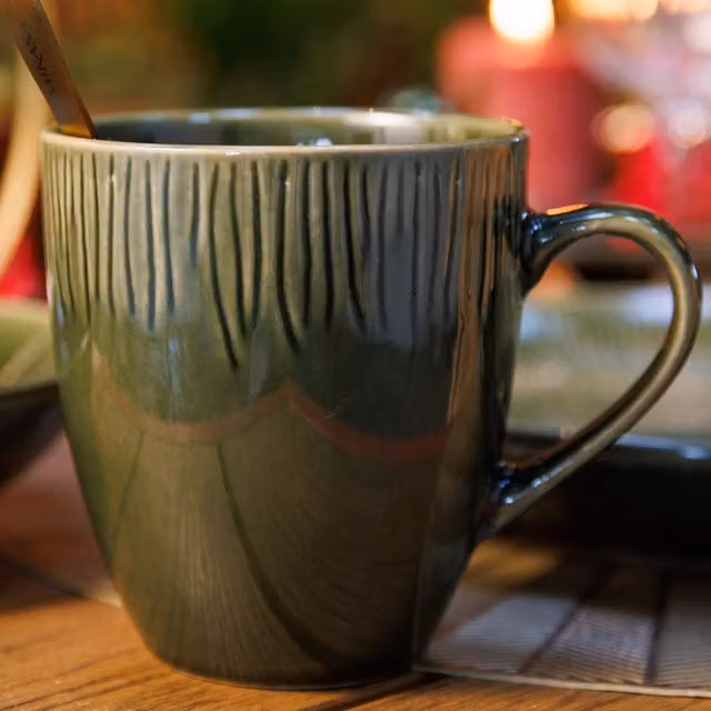 Mikasa Jardin Floral Stoneware Mugs, Set of 4, 420ml, Green