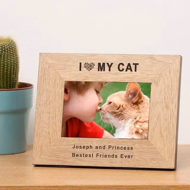 Uniqueful Personalised I Love My Cat Wood Picture Frame, Brown, W/H: 17.8 x 12.7 cm