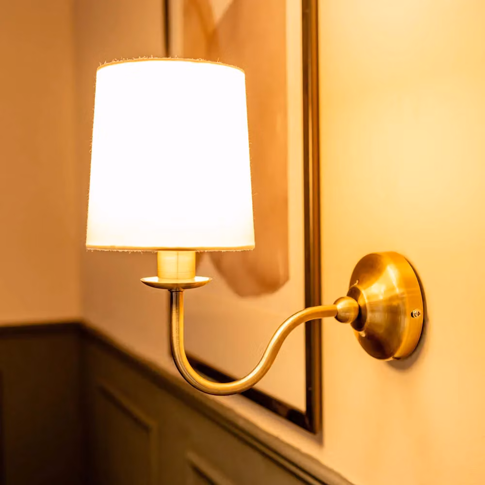 ValueLights Memphis Antique Gold Traditional Wall Light in Brown and Gold/Brass – 3