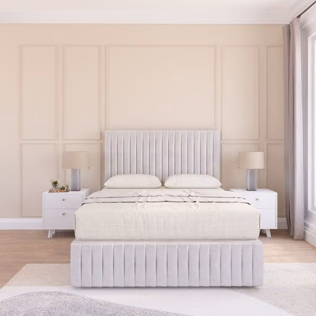 Sloomy Madison Small Double Divan Bed Set in Silver Plush Velvet with Matching Footboard