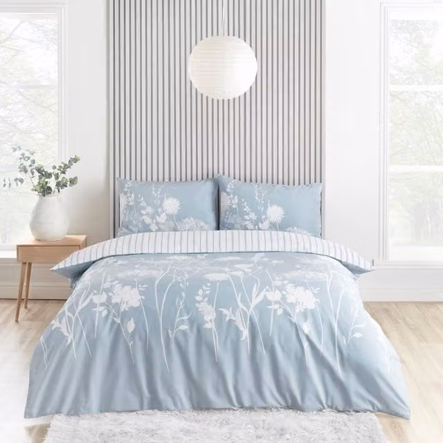Catherine Lansfield Meadowsweet Floral Reversible Duvet Cover Bedding Set in Blue