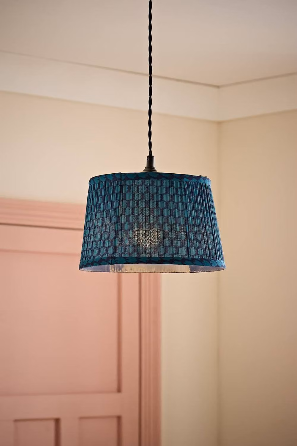 ValueLights Malina Double Teal Blue Pleated Tapered Easy Fit Fabric Lamp Shade with LED Bulb, Diameter: 25 cm, H x W x D: 15 x 25 x 25 cm – 1