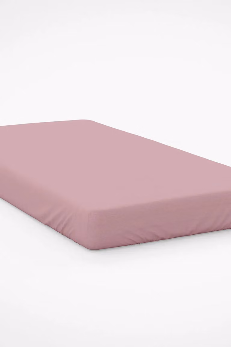 Belledorm Easy Care 200 Thread Count Cotton Polyester Percale Fitted Sheet in Pink, Size: Single (90 x 200 cm)