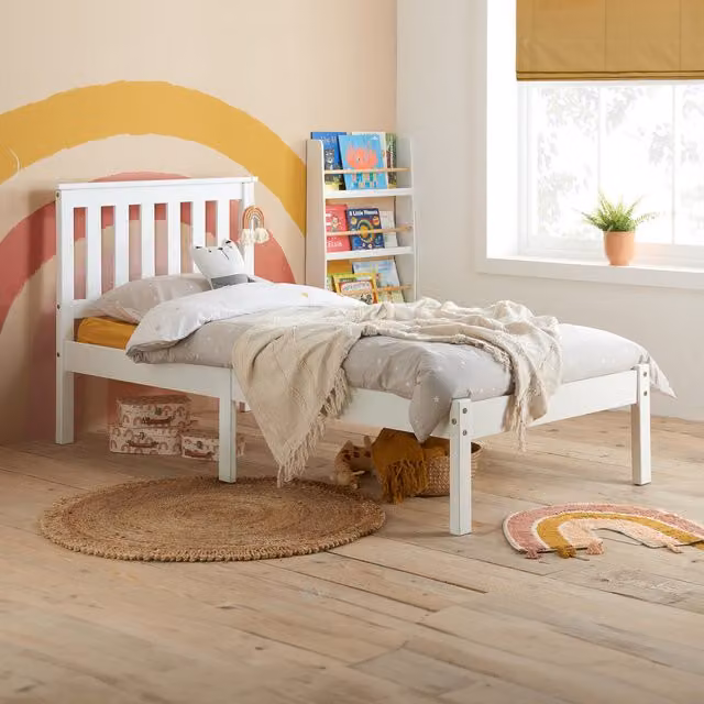 Birlea Denver White Lacquered Solid Pine Bed, W/D/H: 90 x 190 cm