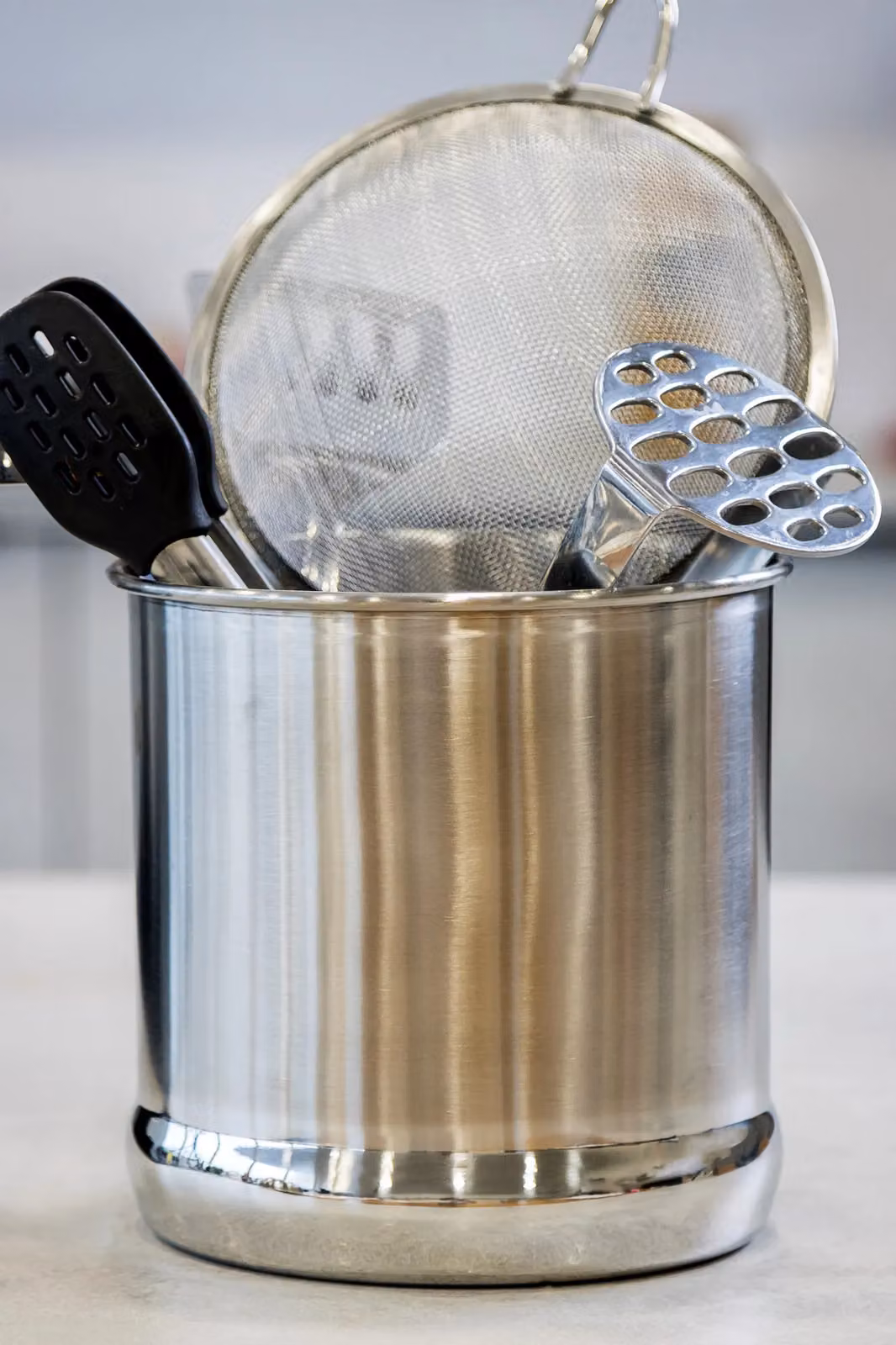 MasterClass Extra Large Stainless Steel Kitchen Utensil Holder, Silver, W/D/H: 18 x 18 x 18 cm – 2