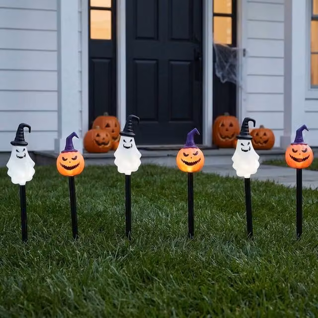 Garden Greatness 6 Pack Spooky Halloween LED Stake Lights in Multicolour and White