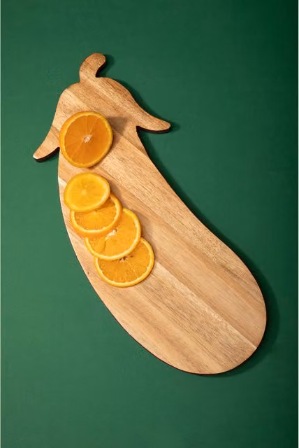 Orsina Aubergine Design Acacia Wood Chopping and Serving Board in Brown and Purple – 1