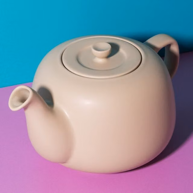 La Cafetire Classic 6 Cup Ceramic Teapot, 1.5 l, White with Drip-Free Spout