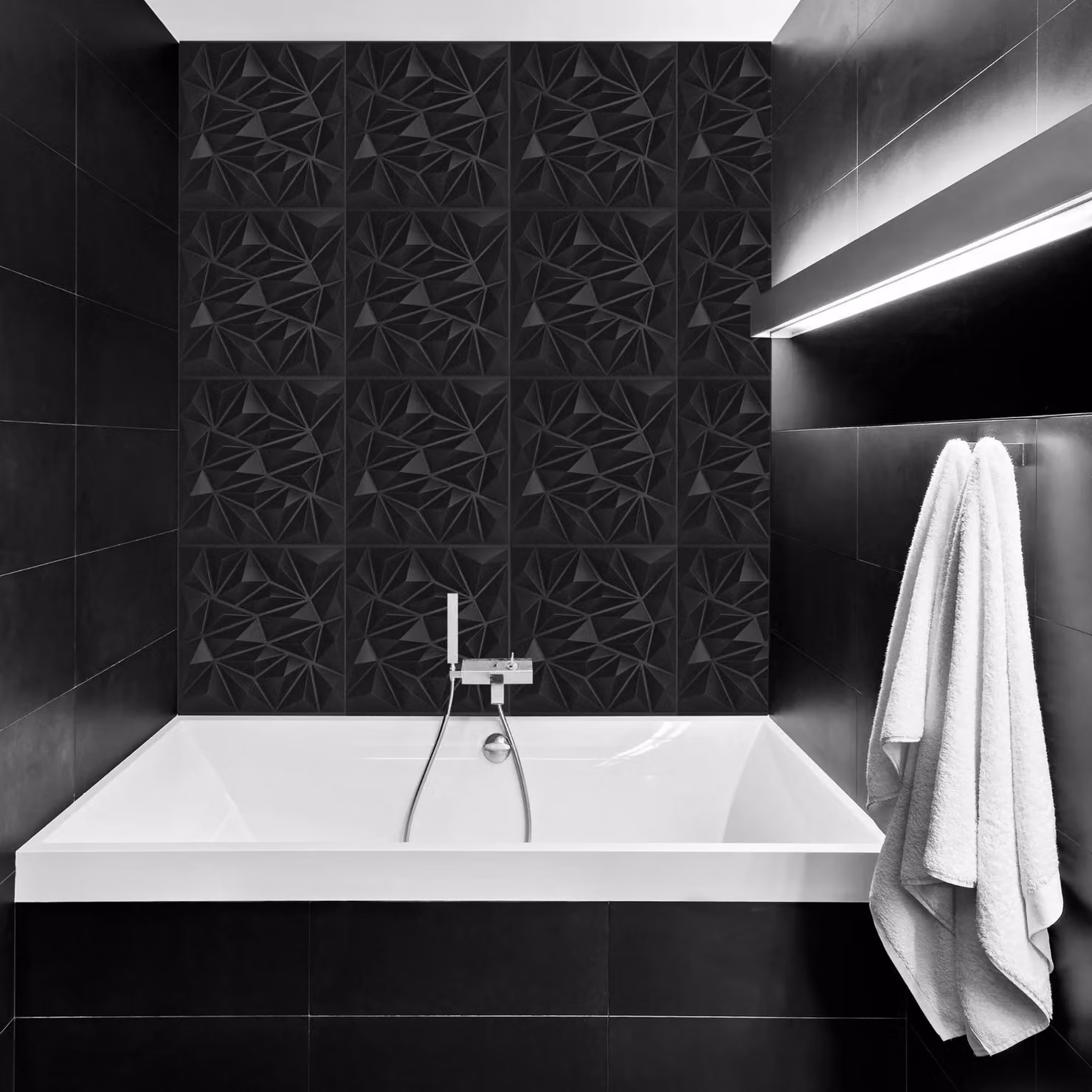 Novecrafto 3D Modern Diamond Design PVC Wall Panels, Black, 6 Sheets, W/D/H: 50 x 50 x 50 cm – 3