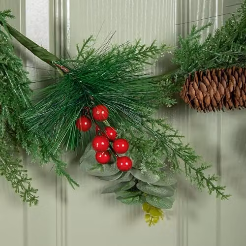 Samuel Alexander Round Hanging Christmas Eucalyptus Wreath with Red Berries and Pinecones, Diameter: 50 cm – 3