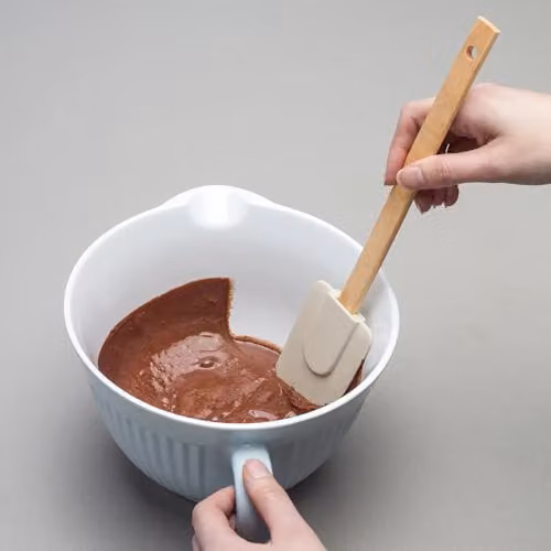 Zeal Silicone Non-Stick Spatula with Wood Handle in Beige, 31 cm – 2
