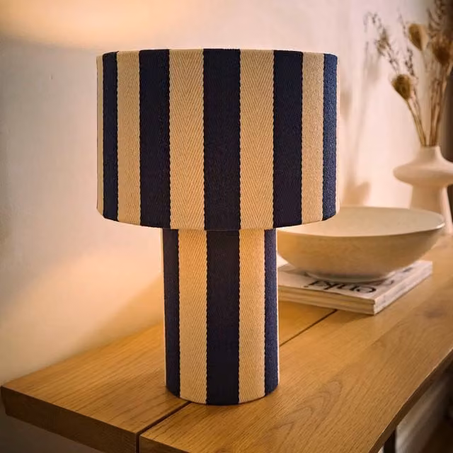 ValueLights Florence Navy Blue Fabric Linen Table Lamp with Bulb